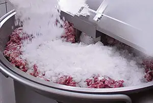 Flake ice in meat