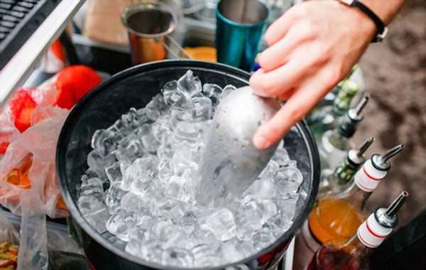 Best Ice Maker For Cocktails